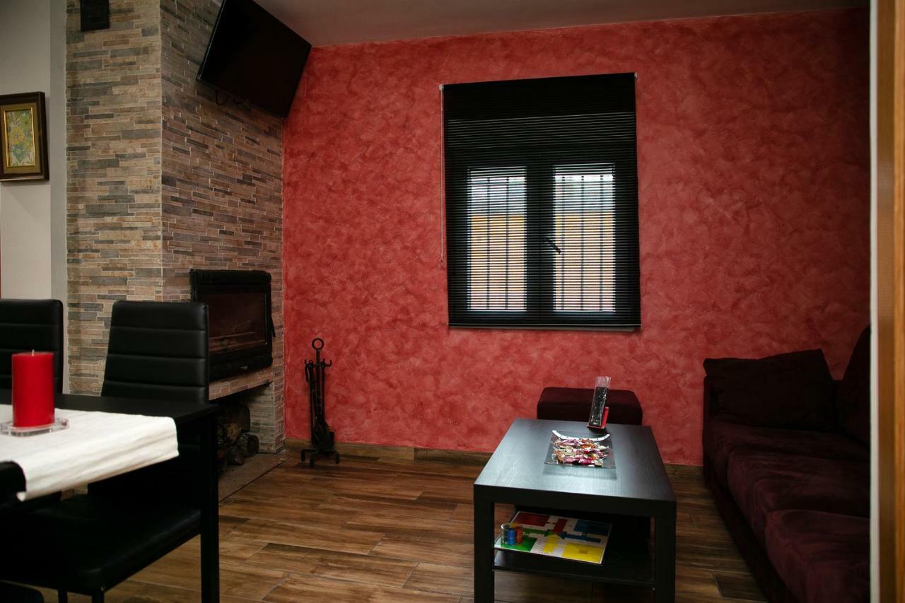 Villalba de Adaja Casa Rural Ruplas מראה חיצוני תמונה